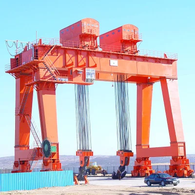 Grúa de pórtico de doble viga Fabricación de grúa de pórtico montada sobre rieles tipo U de 50 toneladas para puerto